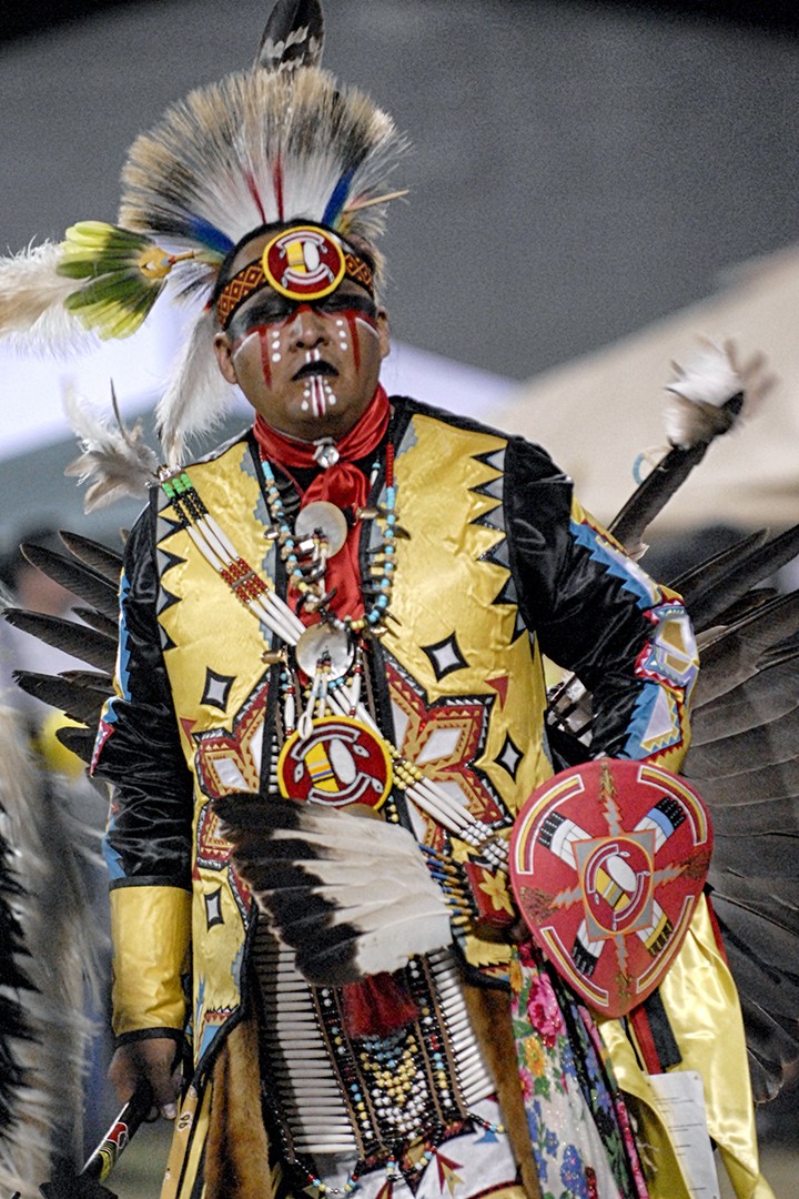 11 serie sur les pow wow