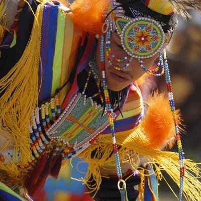 12 serie sur les pow wow