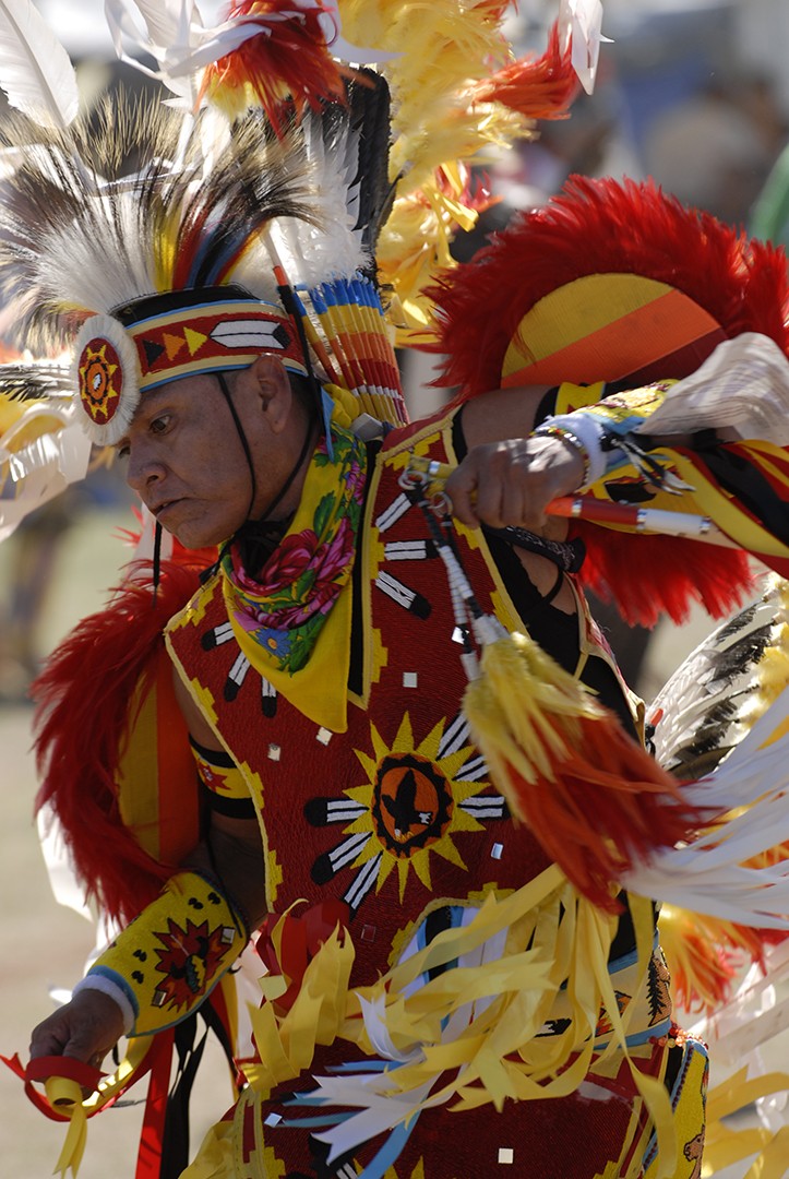 13 serie sur les pow wow