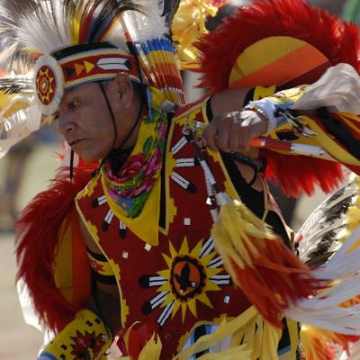 13 serie sur les pow wow