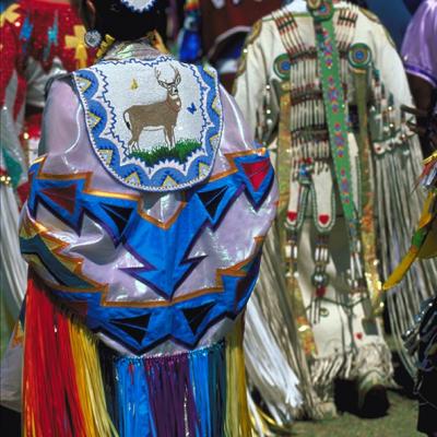 17 serie sur les pow wow