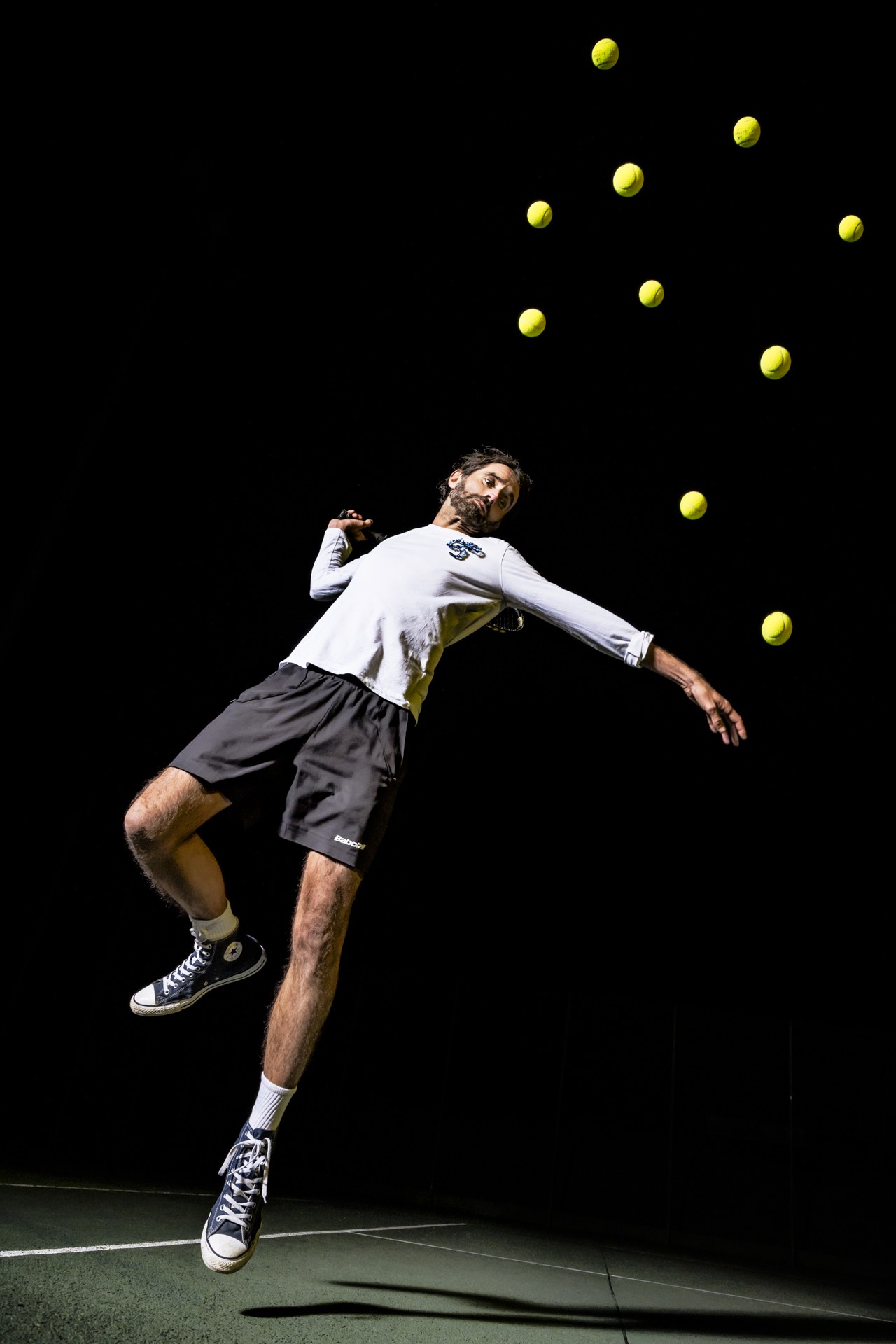 Hommes a la broche 03