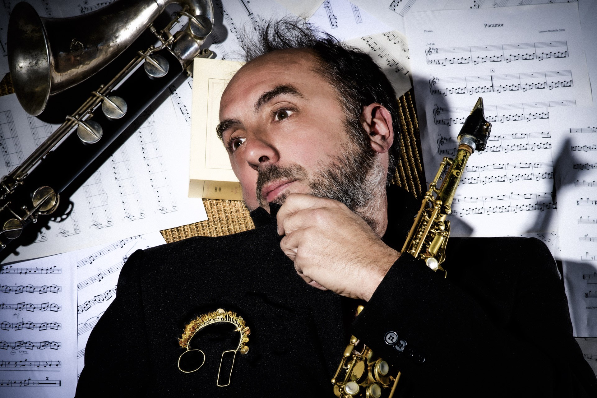 Hommes a la broche 05