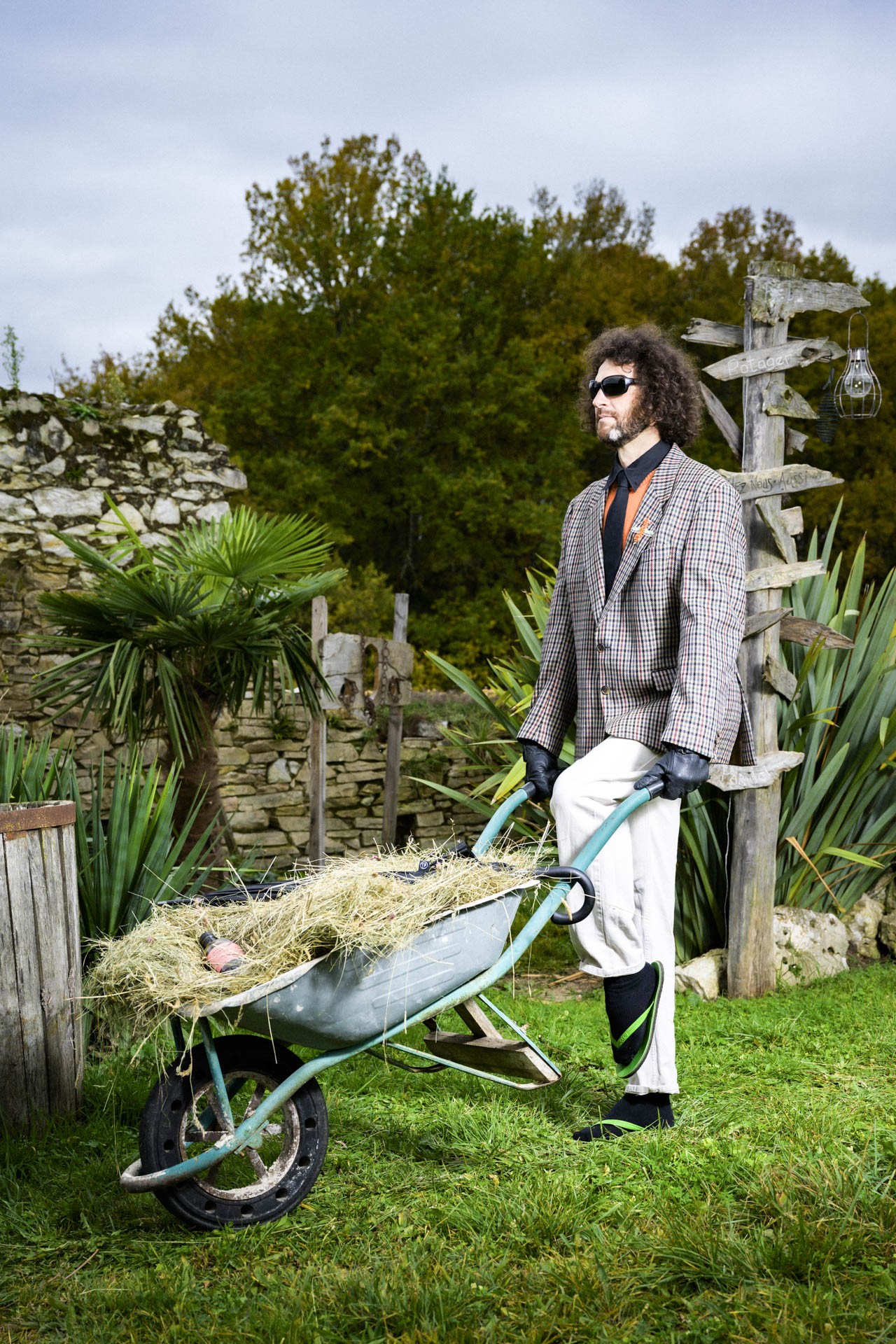 Hommes a la broche 07